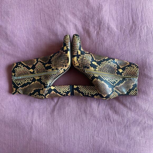 Steve Madden | Size 6.5 Pixie Yellow Snake Skin Mid-Calf Booties Block Heel - Picture 13 of 16